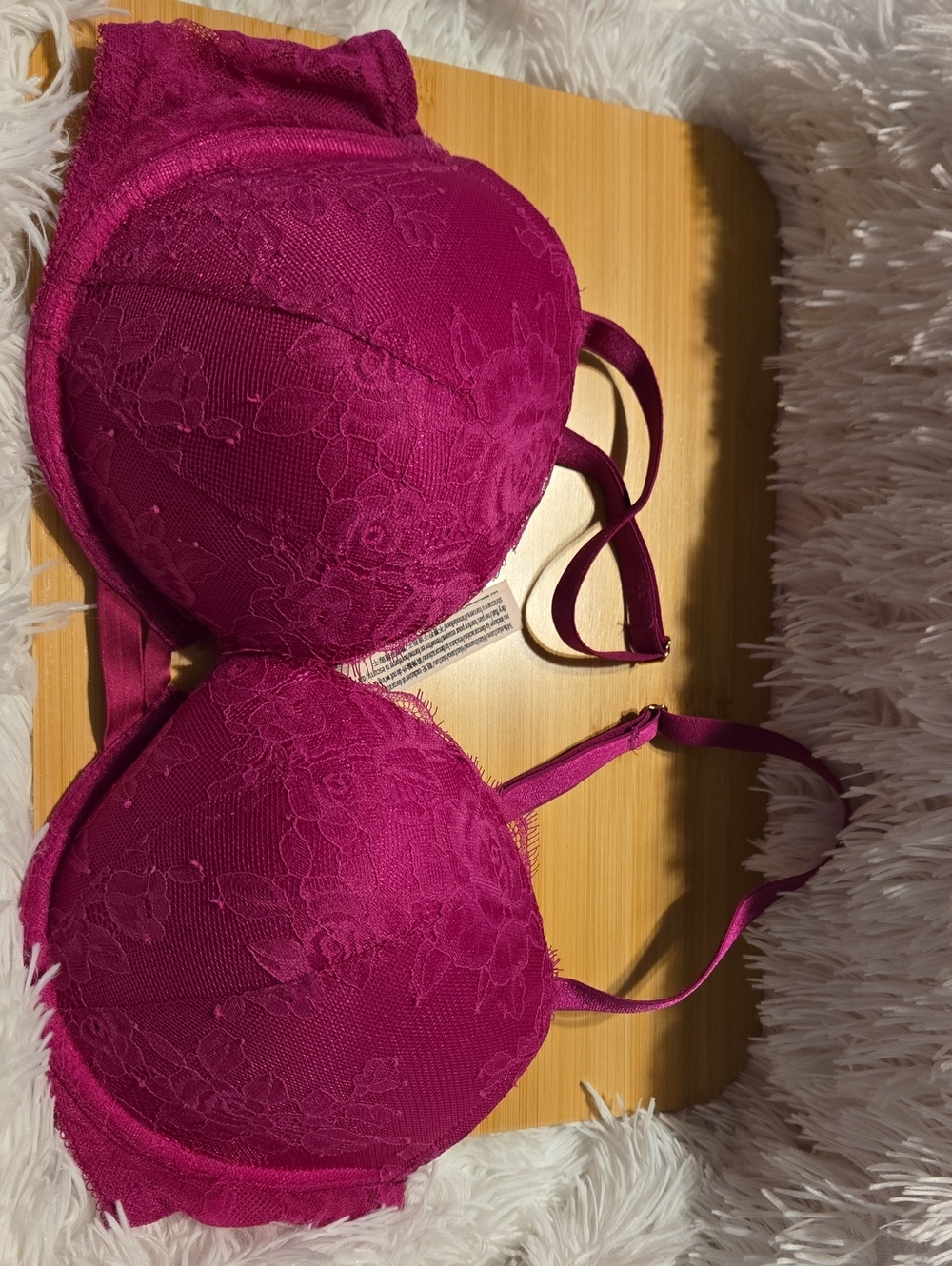 Victoria's Secret Magenta Lace Push-Up Bra